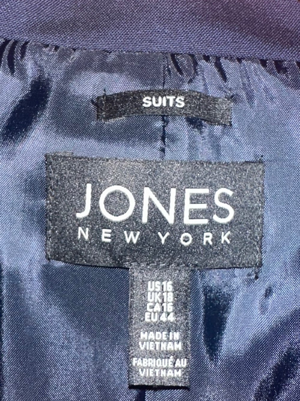 Black Jones New York Blazer/Skirt Suit set- size 16 - Picture 4 of 6